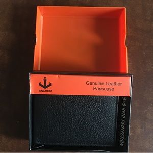 NWT black anchor Nautica Passcase RFID protection